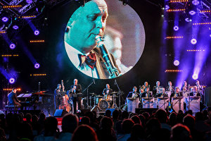Антти Сарпила и биг-бэнд Георгия Гараняна выступают с программой Tribute to Benny Goodman